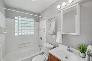 2685 S Logan St, Denver, CO 80210 - Photo 21