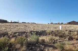 366 E Greenway Dr, Pueblo, CO 81007 - Photo 1