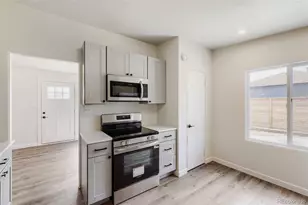 1631 W Hoye Pl, Denver, CO 80223 - Photo 9