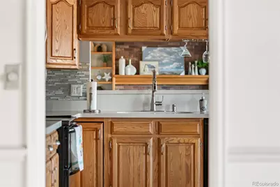 8586 Meadow Creek Drive, Highlands Ranch, CO 80126 - Photo 11