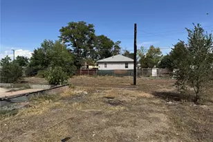 135 E Bromley Ln, Brighton, CO 80601 - Photo 5