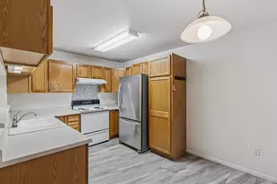 1896 S Cole St, Lakewood, CO 80228 - Photo 5