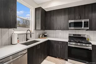1074 Knox Ct, Denver, CO 80204 - Photo 9