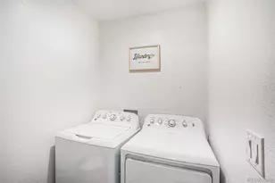 1074 Knox Ct, Denver, CO 80204 - Photo 13