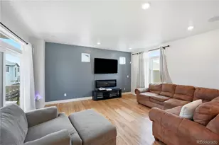 10222 Wheeling St, Commerce City, CO 80022 - Photo 9