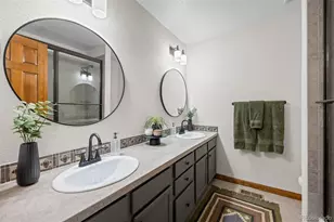 14192 W Evans Cir, Lakewood, CO 80228 - Photo 31