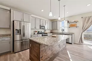 969 Honeyberry Ct, Elizabeth, CO 80107 - Photo 3