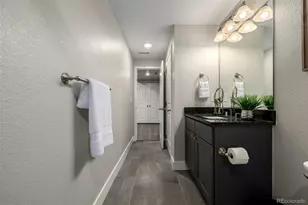 991 S De Gaulle Ct, Aurora, CO 80018 - Photo 31