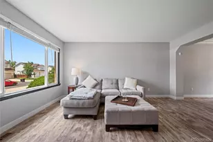 5064 Durham Ct, Denver, CO 80239 - Photo 5