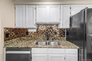 8350 S Upham Way, Littleton, CO 80128 - Photo 11