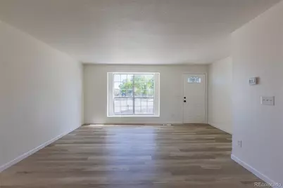 1341 S Yampa Court, Aurora, CO 80017 - Photo 5