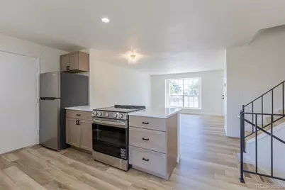 1341 S Yampa Court, Aurora, CO 80017 - Photo 9
