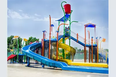 390 Scranton Street, Aurora, CO 80011 - Photo 43