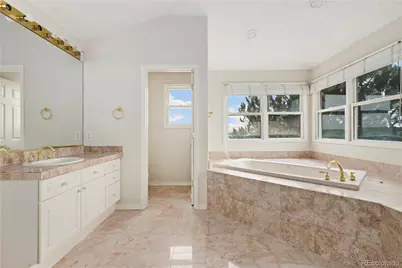 5662 S Nome Street, Englewood, CO 80111 - Photo 35