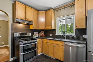 1718 Newport St, Denver, CO 80220 - Photo 9