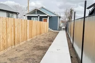 4744 N Leaf Ct, Denver, CO 80216 - Photo 7