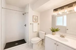 7073 E Warren Dr, Denver, CO 80224 - Photo 19