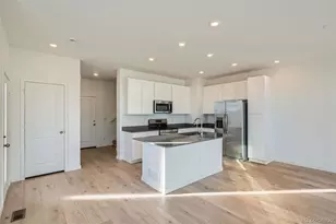 1979 S Gold Bug Wy, Aurora, CO 80018 - Photo 9