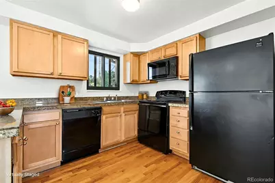 3207 Carson Street, Aurora, CO 80011 - Photo 5