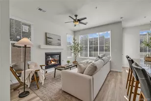 5745 S Buchanan Ct, Aurora, CO 80016 - Photo 7