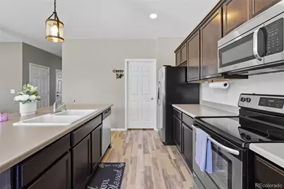 6472 N Dunkirk Court, Aurora, CO 80019 - Photo 9