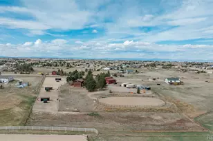 41646 Carol Ct, Parker, CO 80138 - Photo 3