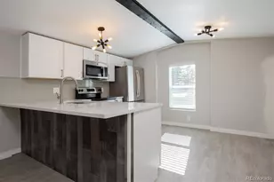 1028 Cynthia Ct, Loveland, CO 80537 - Photo 5