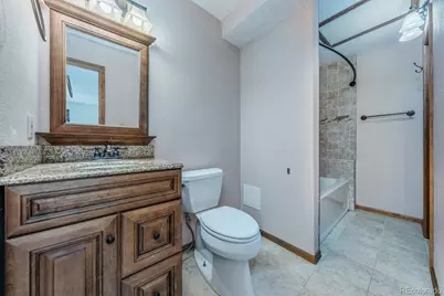 18998 E Utah Circle, Aurora, CO 80017 - Photo 15