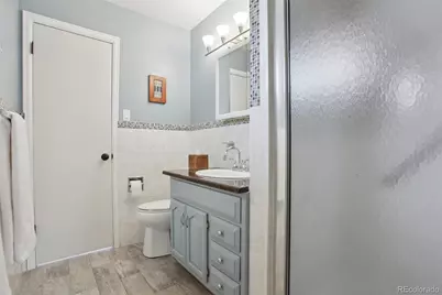 6266 S Valleyview Street, Littleton, CO 80120 - Photo 17