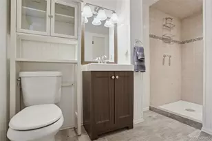 6266 S Valleyview St, Littleton, CO 80120 - Photo 27