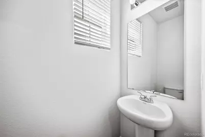 22294 E 39th Avenue, Aurora, CO 80019 - Photo 31