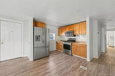 1800 Quintero Street, Aurora, CO 80011 - Photo 7