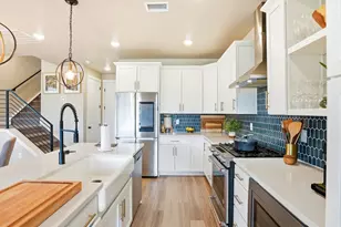 12294 W 56th Pl, Arvada, CO 80002 - Photo 3