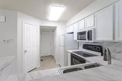 13833 E Lehigh Avenue #D, Aurora, CO 80014 - Photo 7