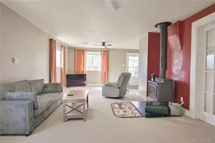 232 E 6th St, Walsenburg, CO 81089 - Photo 7