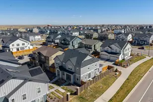 608 N Bersshine Ct, Watkins, CO 80137 - Photo 31