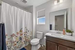 608 N Bersshine Ct, Watkins, CO 80137 - Photo 19