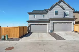 608 N Bersshine Ct, Watkins, CO 80137 - Photo 27