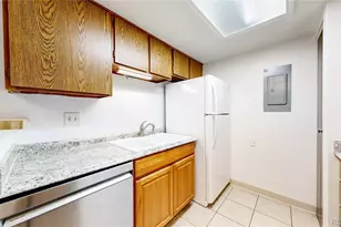 8555 Fairmount Dr, Denver, CO 80247 - Photo 5