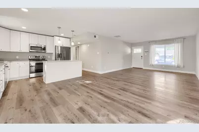 831 Tucson Street, Aurora, CO 80011 - Photo 9