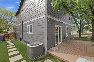 10598 Forester Pl, Longmont, CO 80504 - Photo 31