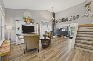 24734 E Gunnison Dr, Aurora, CO 80018 - Photo 3