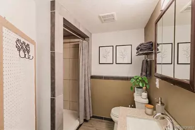20652 E Batavia Drive, Aurora, CO 80011 - Photo 13