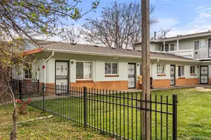 1129 Akron St, Aurora, CO 80010 - Photo 1