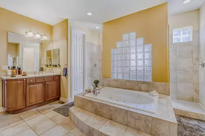 7317 S Valdai Circle, Aurora, CO 80016 - Photo 23