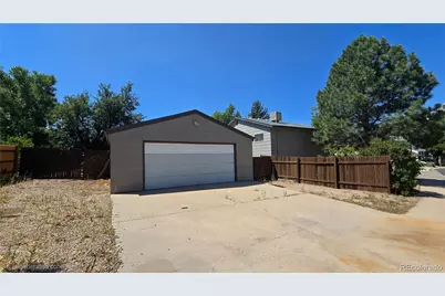 1508 S Laredo Court, Aurora, CO 80017 - Photo 3