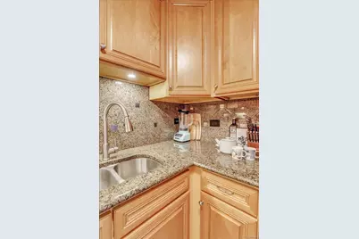1029 E 8th Avenue #903, Denver, CO 80218 - Photo 15