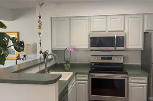 980 S Dahlia St, Denver, CO 80246 - Photo 13