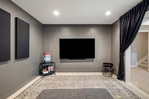 10121 Flower St, Broomfield, CO 80021 - Photo 33