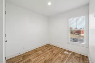 9400 Elm Ct, Denver, CO 80260 - Photo 13